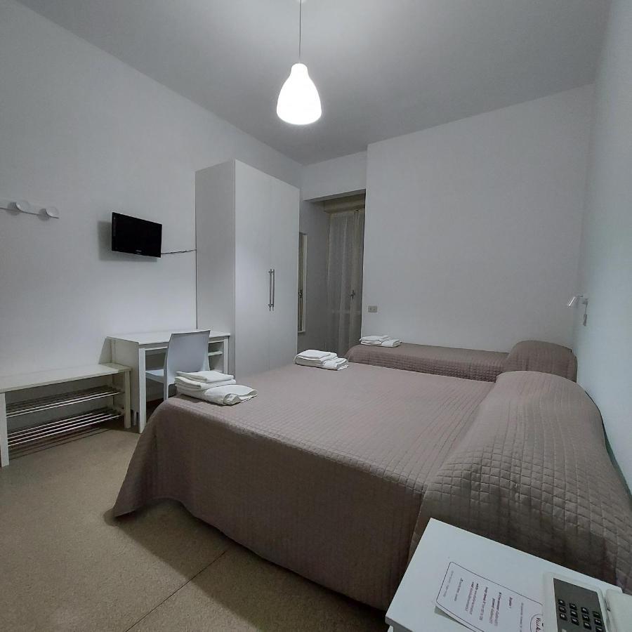 Hotel Villa Alberta B&B チェゼナーティコ エクステリア 写真