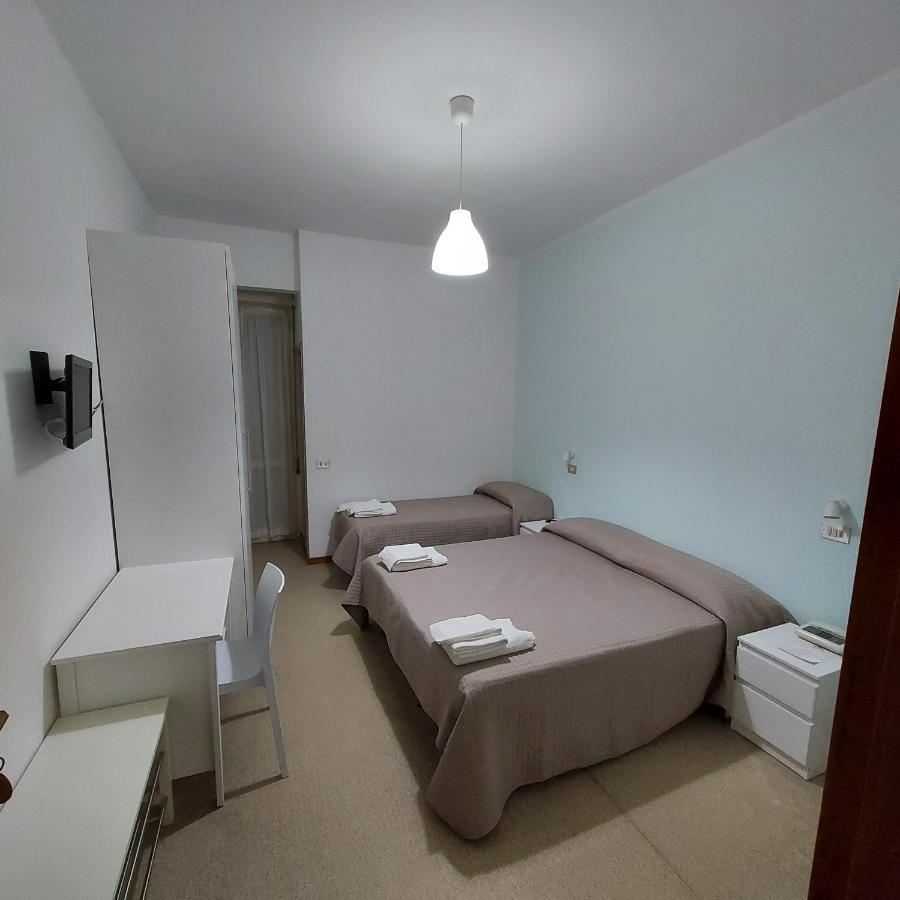 Hotel Villa Alberta B&B チェゼナーティコ エクステリア 写真