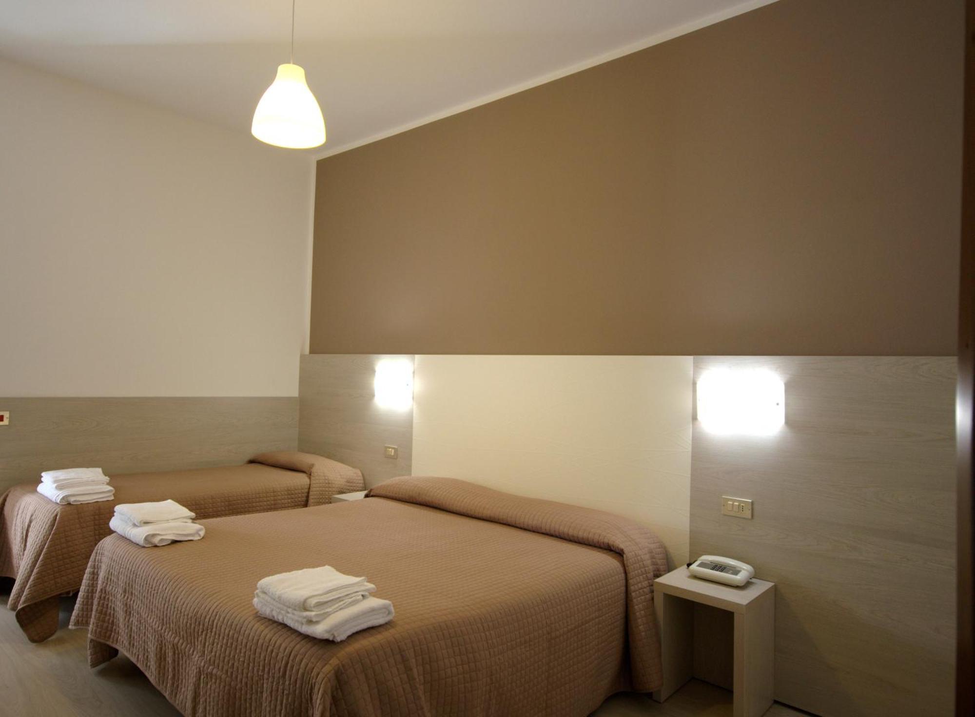 Hotel Villa Alberta B&B チェゼナーティコ 部屋 写真