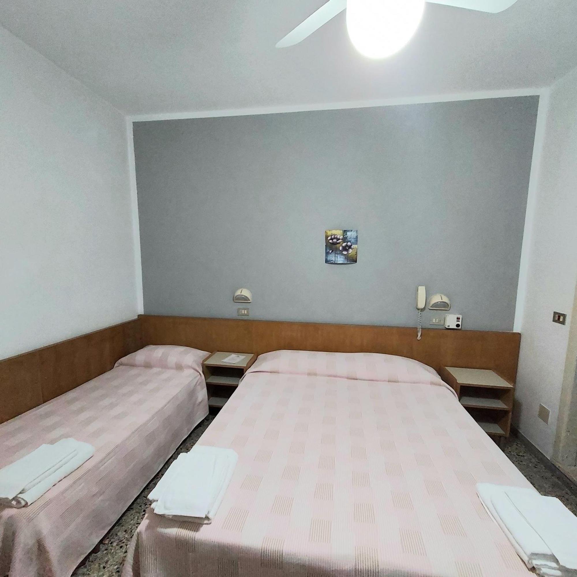 Hotel Villa Alberta B&B チェゼナーティコ 部屋 写真