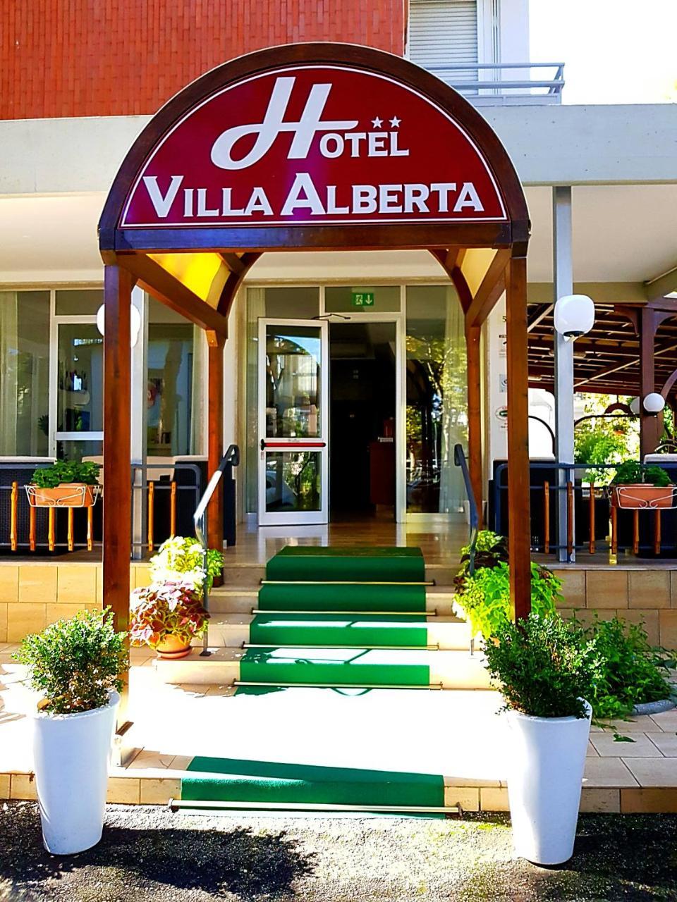 Hotel Villa Alberta B&B チェゼナーティコ エクステリア 写真